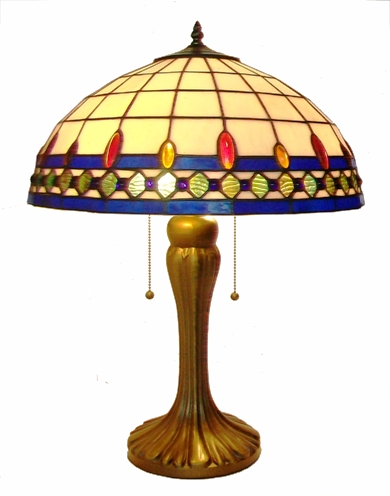 An Absolute Bargain and ideal Present, rarely available at this price - Grande 18-inch Regal Stained Glass Dragonfly Shade